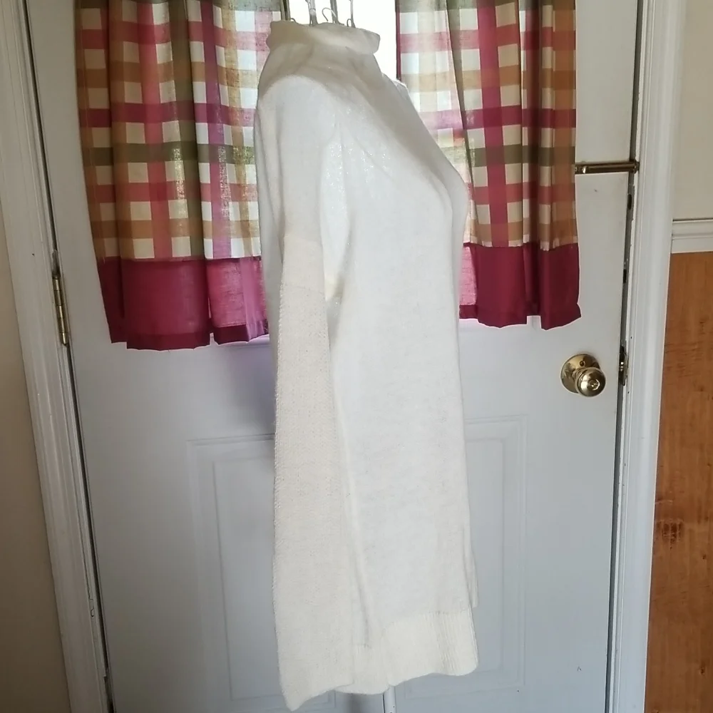 Women's J. Crew winter white sweater